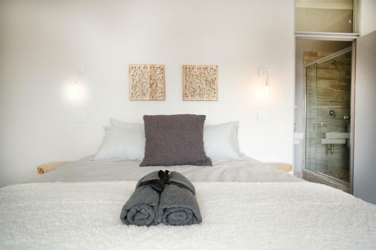 Moy & Backpackers Guest house 2*