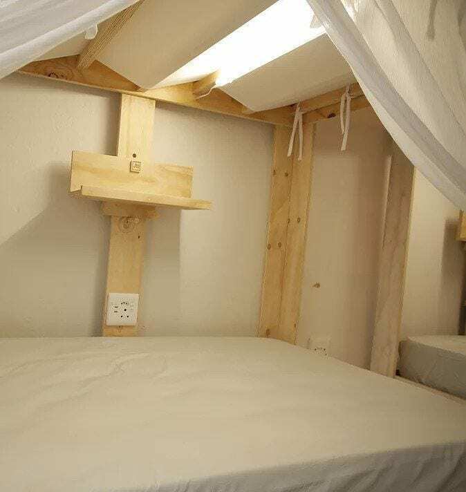 Moy & Backpackers Guest house
