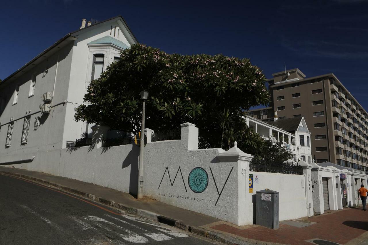 Moy & Backpackers Guest house
