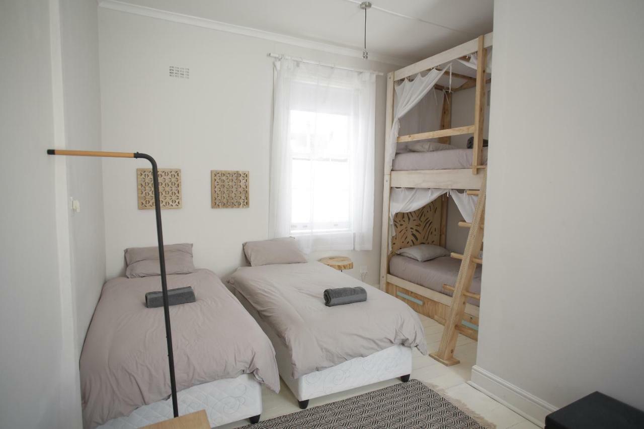 Guest house Moy & Backpackers 2*